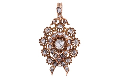 Lot 2 - A late 19th-century diamond set guirlande...