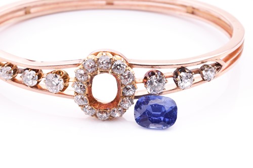 Lot 203 - A Victorian Kashmir Sapphire (with no...