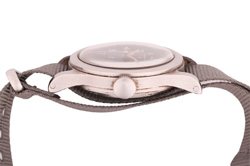 Lot 237 - An IWC Mark XI British Military Issue...