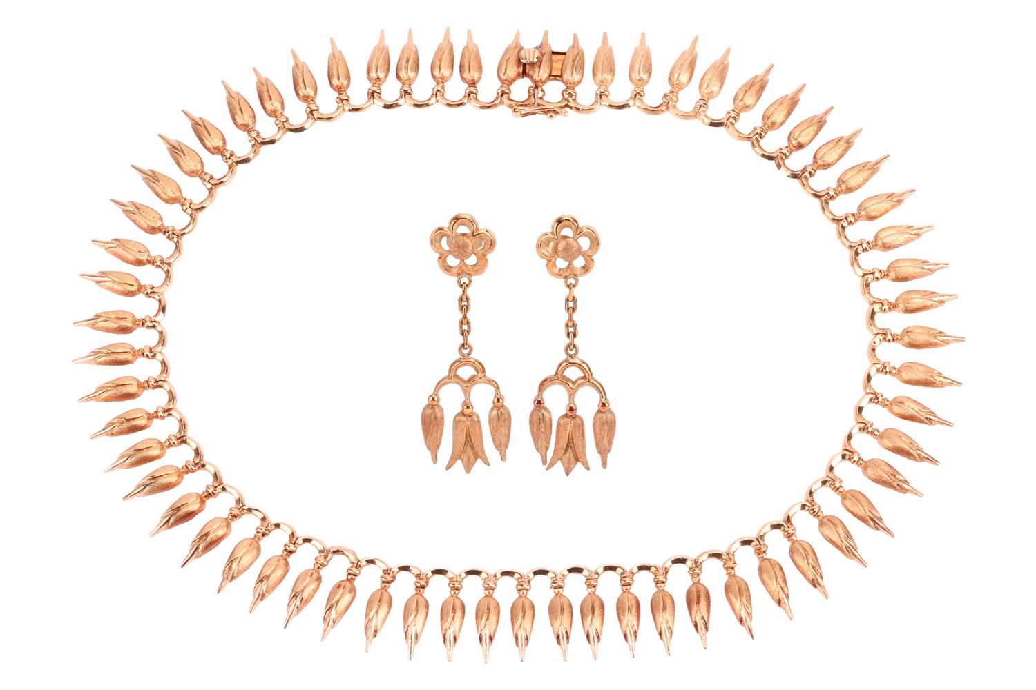 Lot 100 - An Ilias Lalaounis necklace and earring suite,...