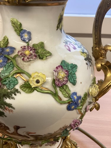 Lot 162 - A pair of 18th-century style Meissen porcelain...