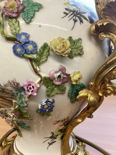 Lot 162 - A pair of 18th-century style Meissen porcelain...
