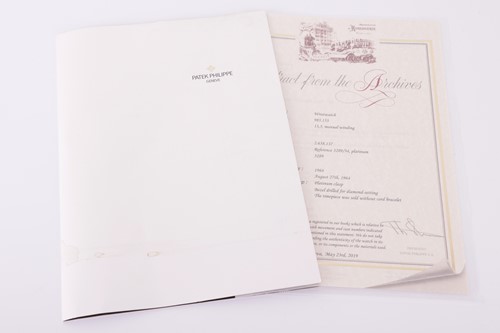 Lot 239 - A Patek Philippe 3289 diamond set lady's...