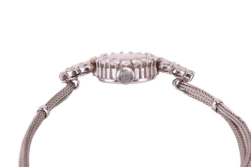 Lot 239 - A Patek Philippe 3289 diamond set lady's...