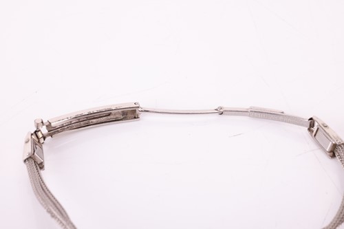 Lot 239 - A Patek Philippe 3289 diamond set lady's...