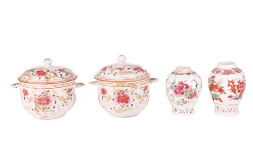 Lot 78 - A pair of Chinese Famille Rose porcelain...
