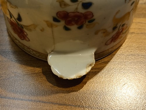 Lot 78 - A pair of Chinese Famille Rose porcelain...