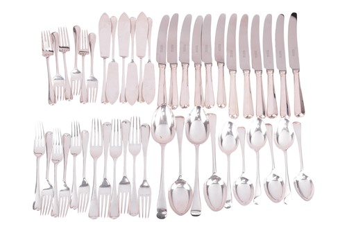 Lot 206 - A mixed collection of silver flatware;...