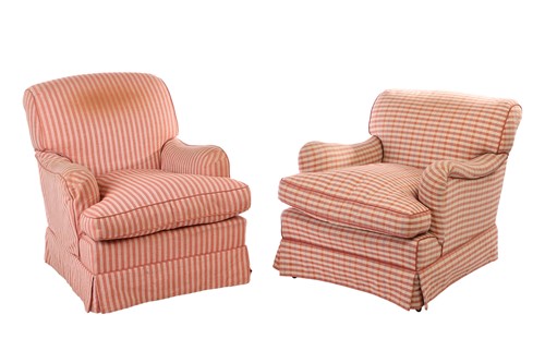 Lot 102 - A matched pair of George Smith style...