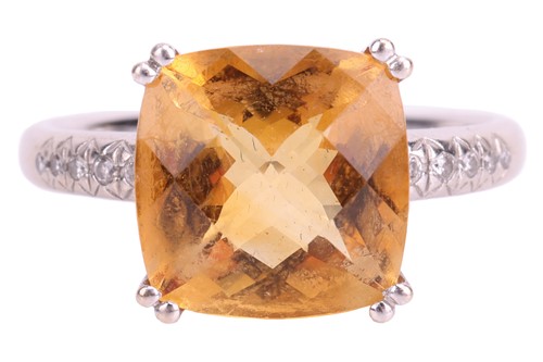 Lot 154 - A citrine dress ring in 18ct white gold,...