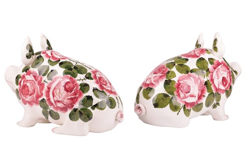 Lot 73 - A pair of Wemyss pigs, with cabbage rose...