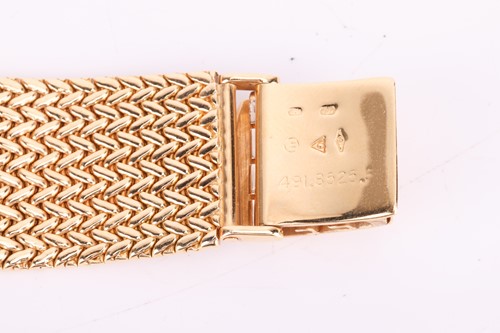 Lot 203 - An Omega La Magique "The Phantom" 18ct gold...