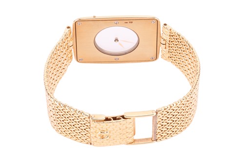 Lot 203 - An Omega La Magique "The Phantom" 18ct gold...