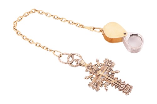 Lot 71 - An 18ct gold jeweller's loupe with silver gilt...