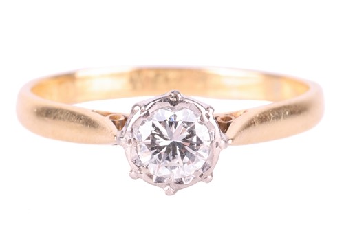 Lot 148 - A diamond solitaire ring, set with a round...