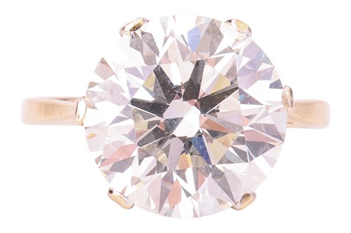 Lot 135 - A 5.75ct diamond solitaire ring, featuring a...
