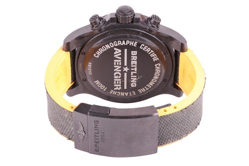 Lot 201 - A Breitling Avenger Hurricane Chronometer...