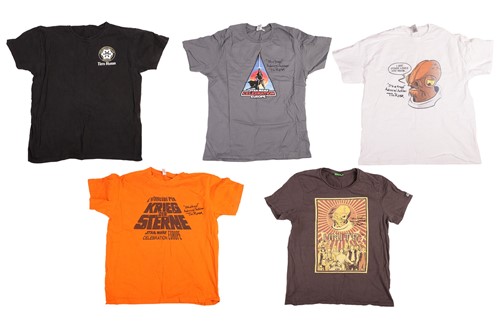 Lot 201 - A collection of five Star Wars convention...