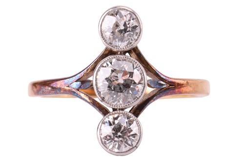 Lot 221 - A diamond trilogy ring, vertically set with...