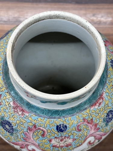 Lot 67 - A pair of Chinese Famille Rose porcelain...