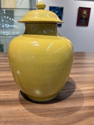 Lot 135 - A pair of Chinese Imperial Yellow porcelain...