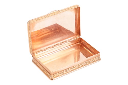 Lot 187 - An early 19th century French snuff box, circa...