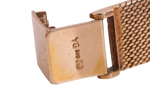 Lot 210 - A Girard-Perregaux 18 Carat Wristwatch Model:...