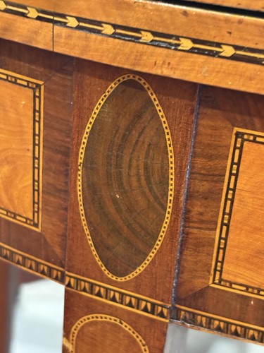 Lot 102 - A George III satinwood and parquet line inlaid...