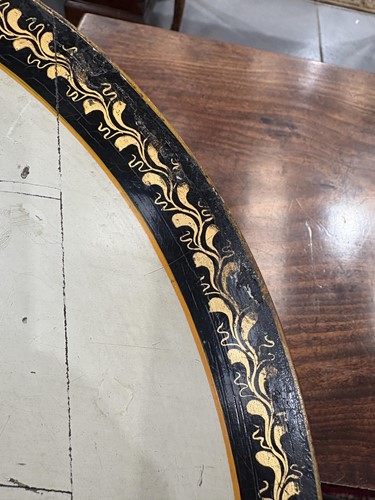 Lot 102 - A George III satinwood and parquet line inlaid...