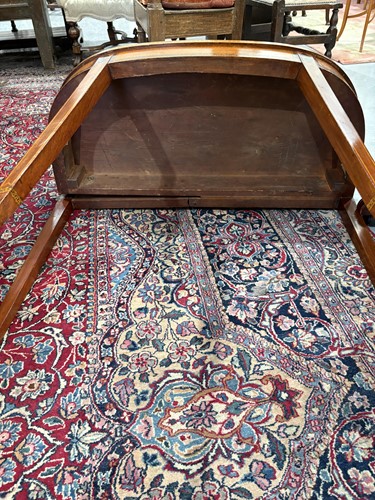 Lot 102 - A George III satinwood and parquet line inlaid...