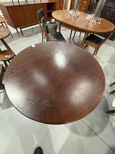Lot 131 - An early George III "Plum Pudding" mahogany...