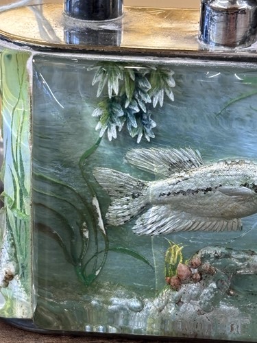 Lot 355 - A Dunhill Aquarium table lighter, of lobed...