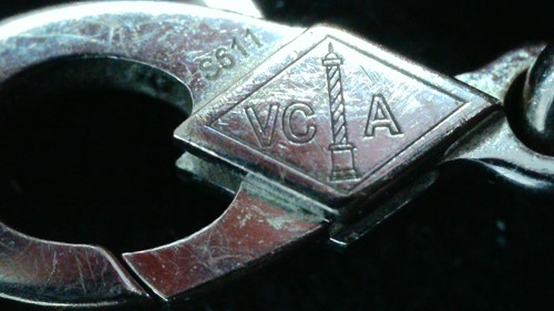 Lot 44 - Van Cleef & Arpels - a 'Vintage Alhambra'...