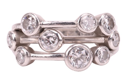 Lot 95 - Boodles - a Classic Raindance diamond ring in...
