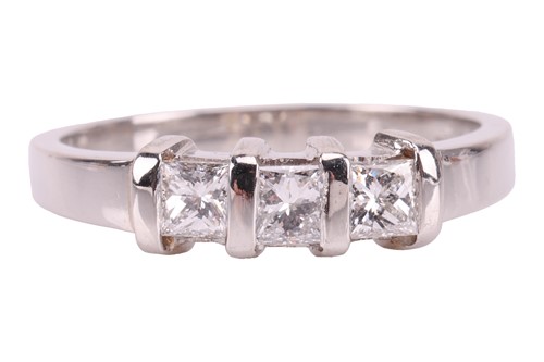 Lot 154 - A diamond-set three-stone ring, with three...