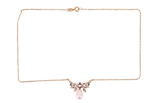 Lot 31 - A cultured pearl drop necklace of foliate...