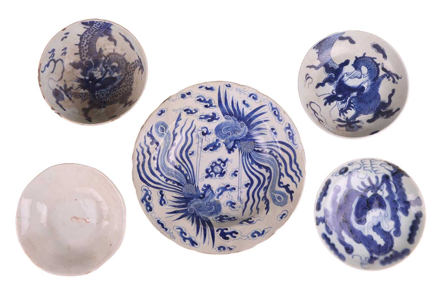 Lot 63 - A small study collection of Chinese porcelain,...