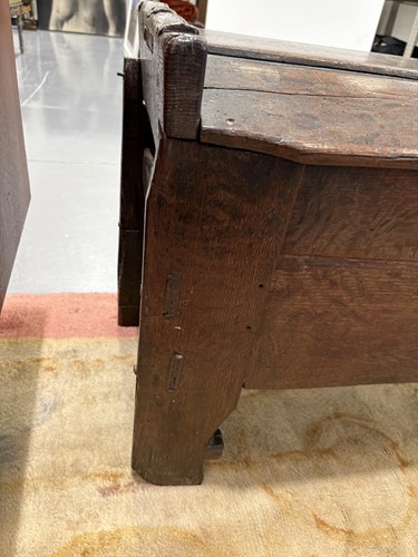 Lot 103 - A 16th-century Vernacular oak Meal Ark/Coffer,...