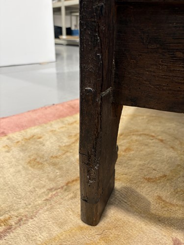 Lot 103 - A 16th-century Vernacular oak Meal Ark/Coffer,...
