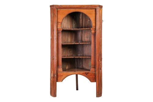 Lot 112 - An 18th-century single-door hanging corner...