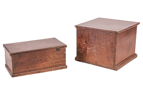 Lot 72 - An early 18th-century oak deed box with a...