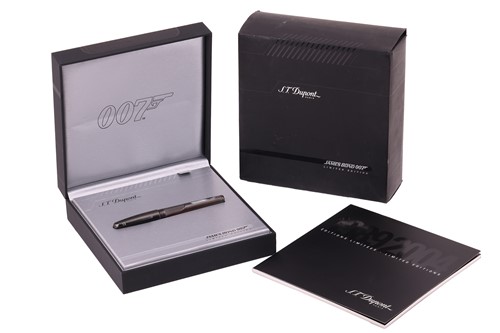 Lot 252 - An S.T. Dupont James Bond Limited edition...