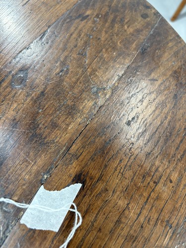 Lot 109 - An early 19th-century English elm cricket...