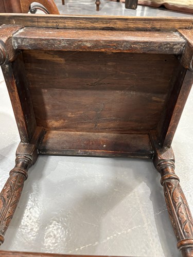 Lot 109 - An early 19th-century English elm cricket...