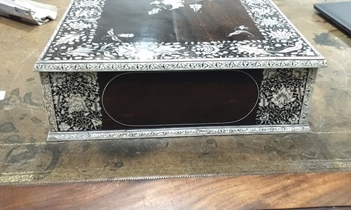 Lot 134 - An 18th-century Vizagapatam worked Macassar...