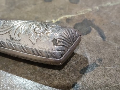 Lot 129 - A George III serpentine-fronted knife box with...