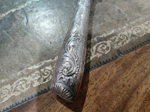 Lot 129 - A George III serpentine-fronted knife box with...