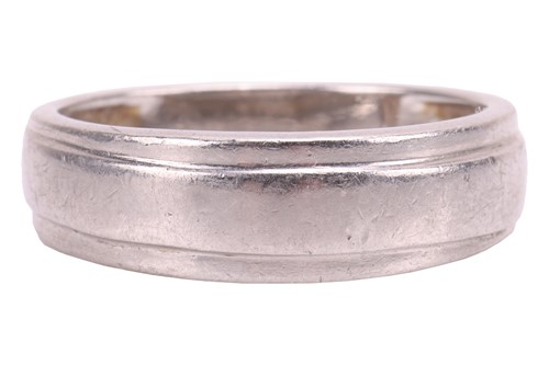 Lot 101 - A band ring of plain design with stepped...