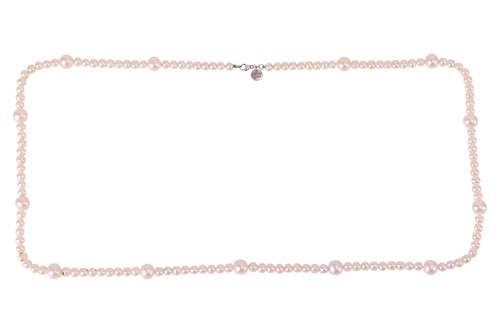 Lot 28 - Tiffany & Co. - A cultured pearl necklace,...