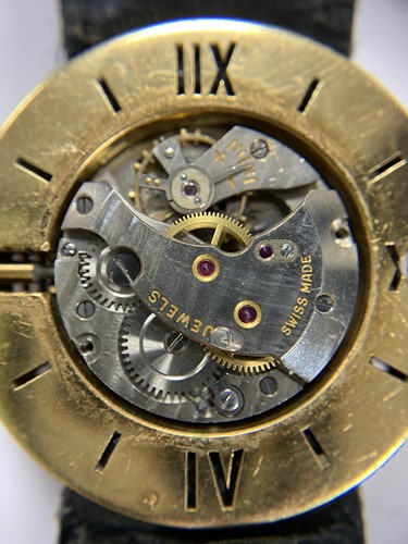 Lot 305 - Van Cleef & Arpels Coin-style dress watch...